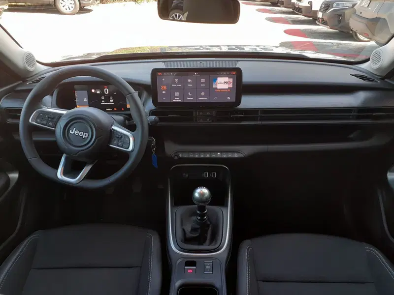 Jeep Avenger usata a Modena (7)
