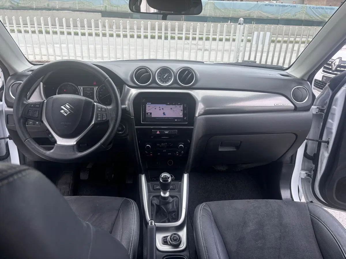Suzuki Vitara usata a Ancona (15)