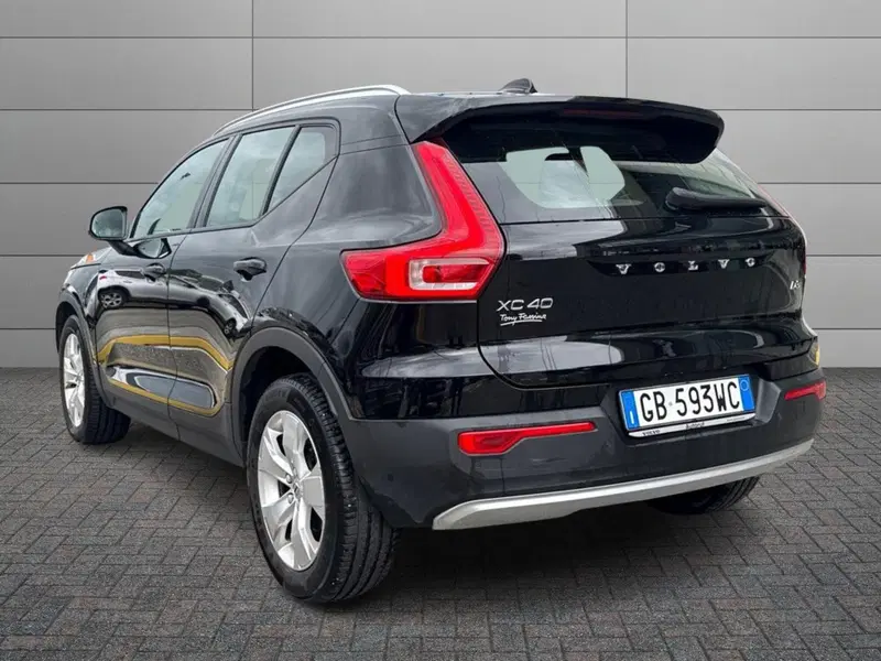 Volvo XC40 usata a Reggio Calabria (4)