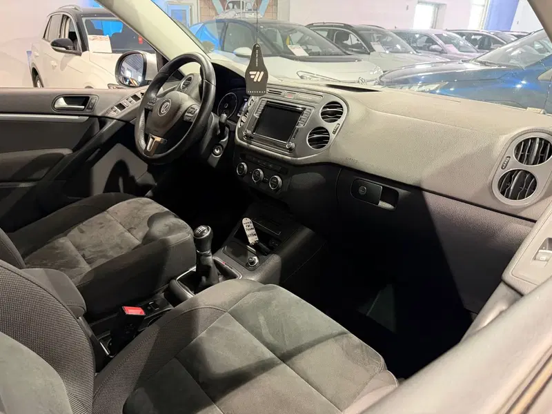 Volkswagen Tiguan usata a Genova (10)