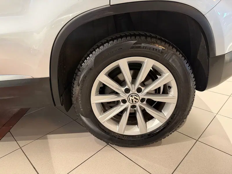 Volkswagen Tiguan usata a Genova (12)