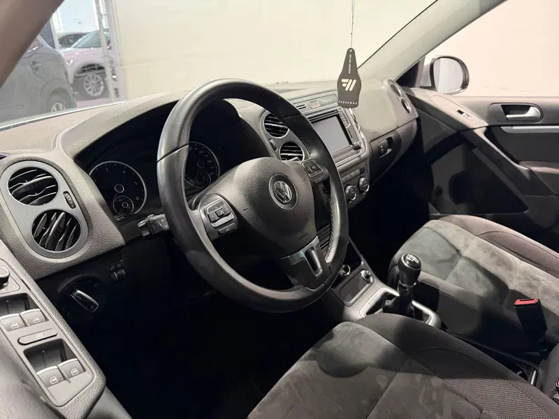 Volkswagen Tiguan usata a Genova (8)