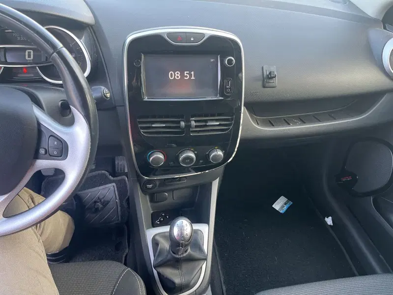 Renault Clio nuova a Massa-Carrara (10)