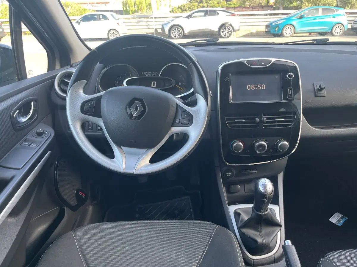 Renault Clio nuova a Massa-Carrara (8)
