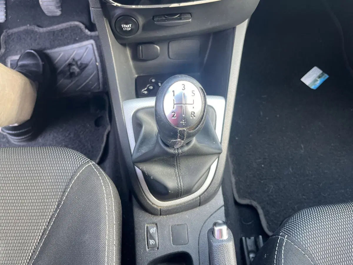 Renault Clio nuova a Massa-Carrara (9)