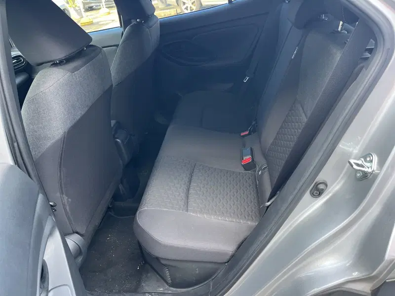 Toyota Yaris Cross usata a La Spezia (11)