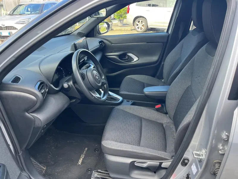 Toyota Yaris Cross usata a La Spezia (9)
