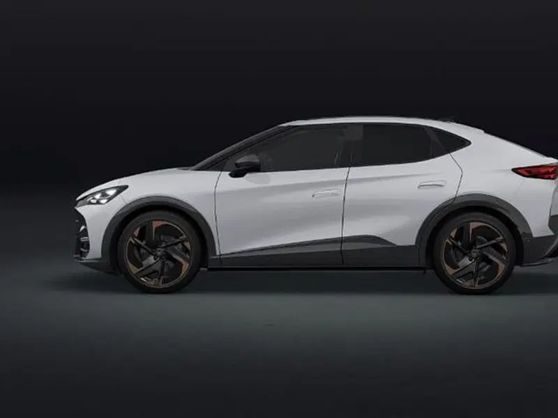 Cupra Tavascan nuova a Vicenza (2)