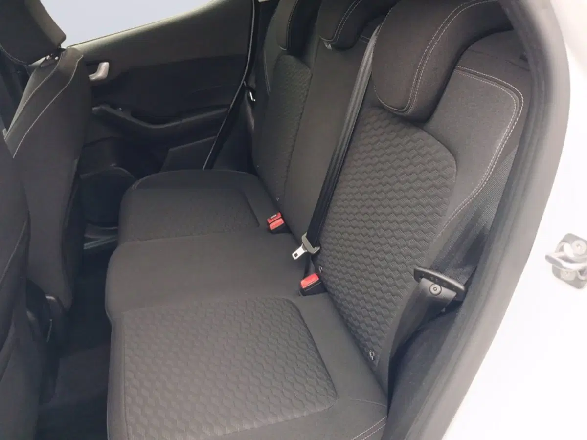 Ford Fiesta usata a Milano (10)