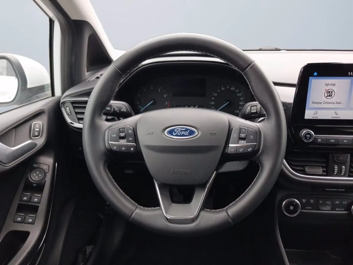 Ford Fiesta usata a Milano (13)