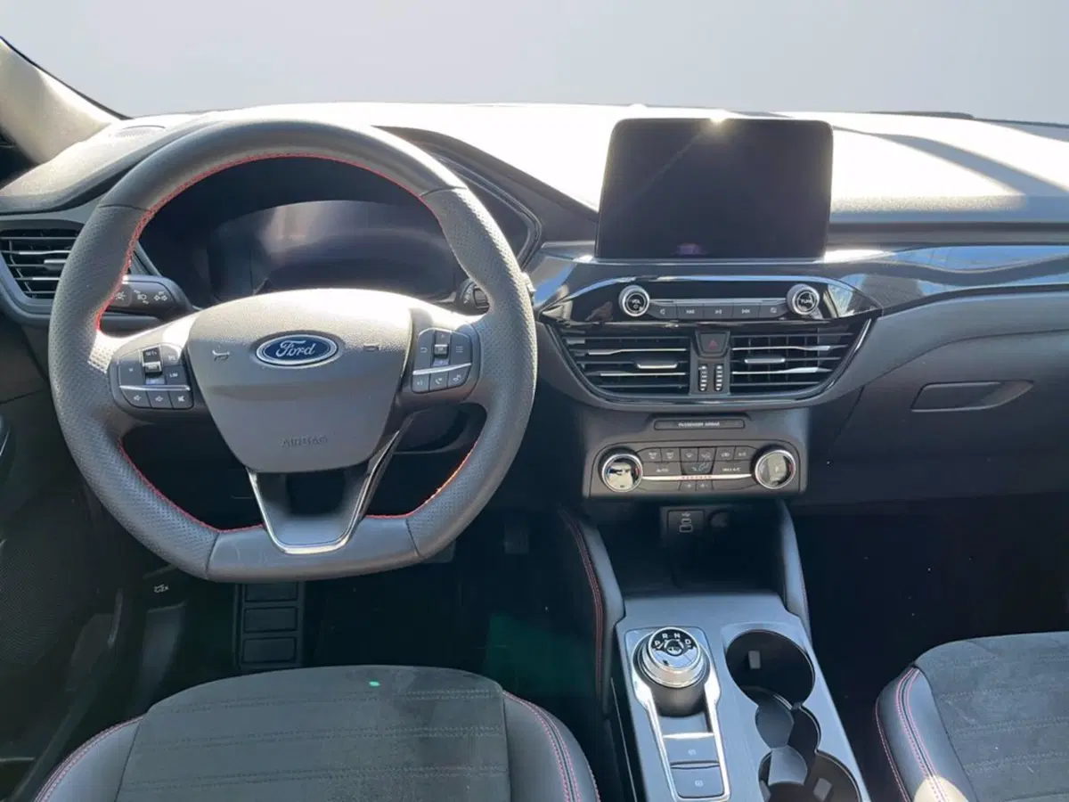 Ford Kuga usata a Milano (12)