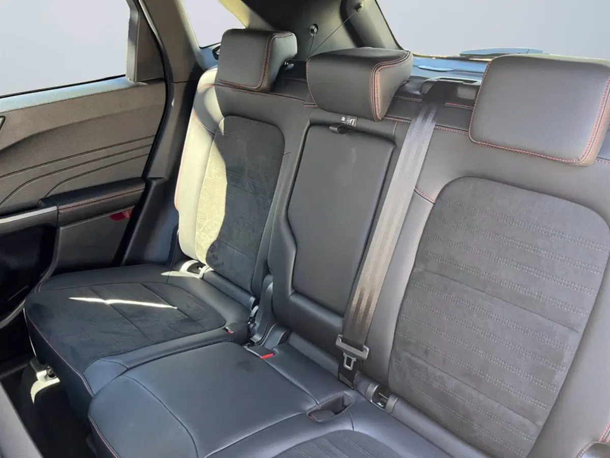 Ford Kuga usata a Milano (13)