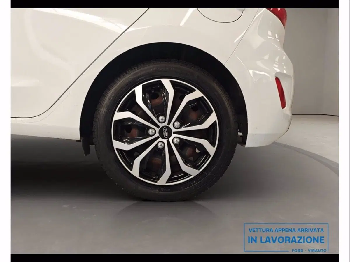 Ford Fiesta usata a Catania (18)
