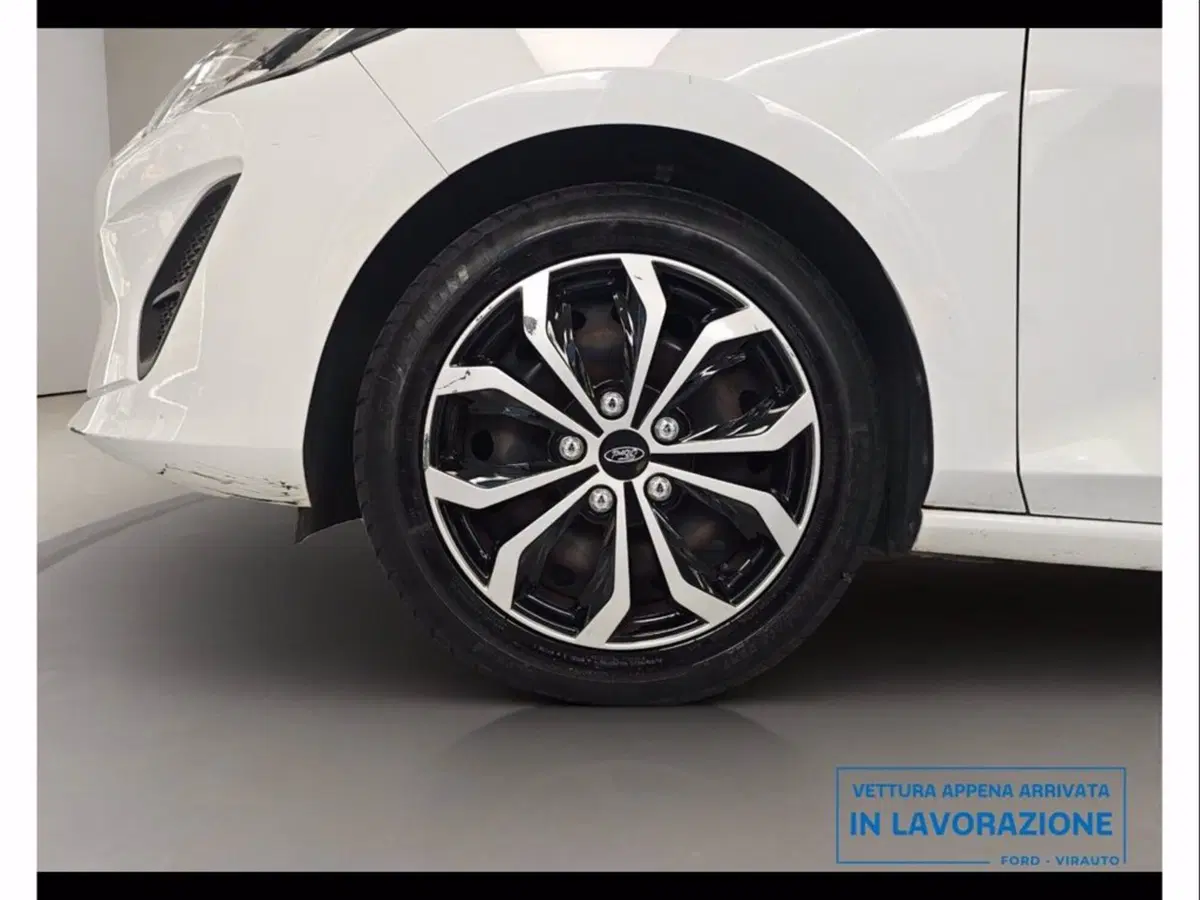 Ford Fiesta usata a Catania (19)