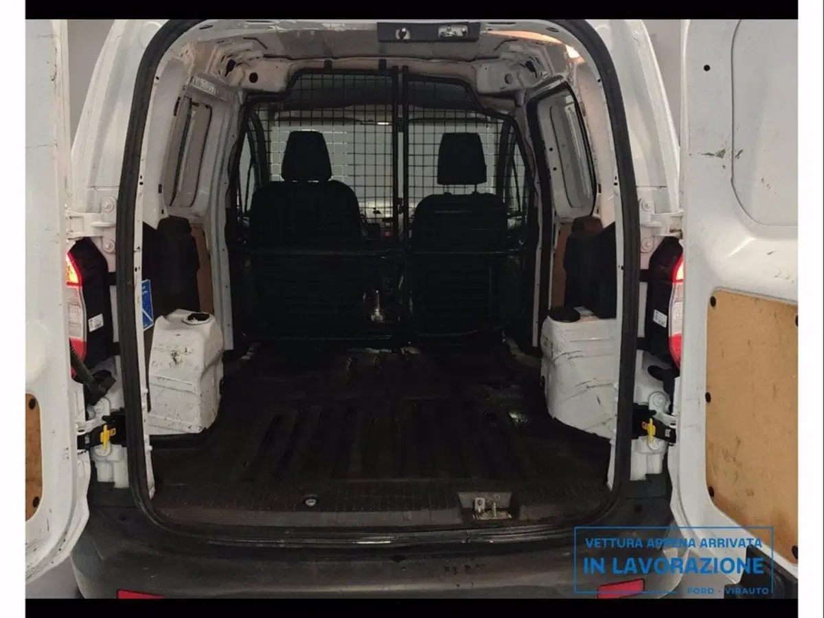 Ford Transit Courier usata a Catania (11)