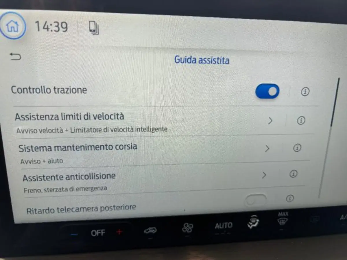 Ford Kuga nuova a Cuneo (13)