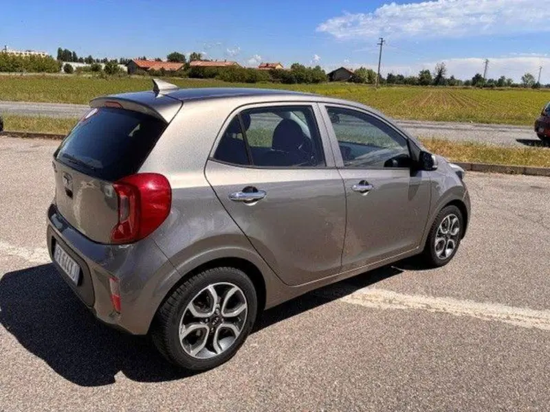 Kia Picanto usata a Milano (4)