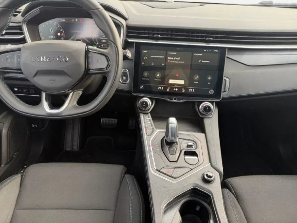 Lynk & Co 01 usata a Treviso (13)