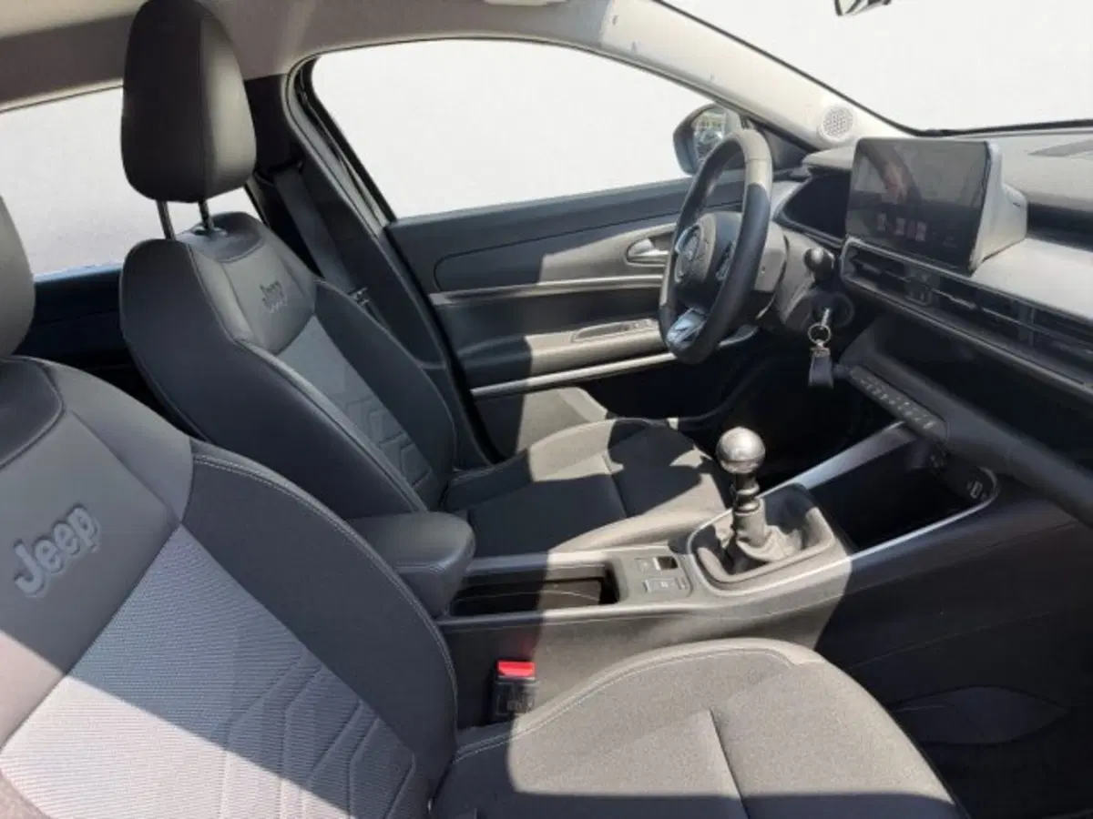 Jeep Avenger usata a Treviso (16)