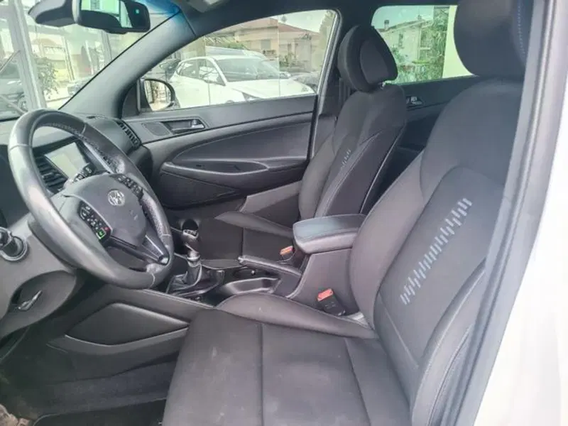 Hyundai Tucson usata a Pisa (4)