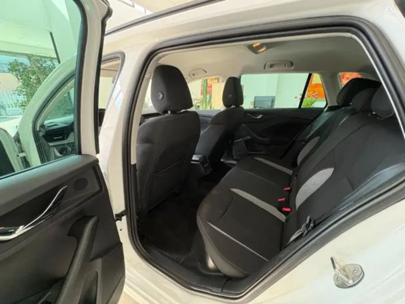 Skoda Kamiq usata a Pisa (2)