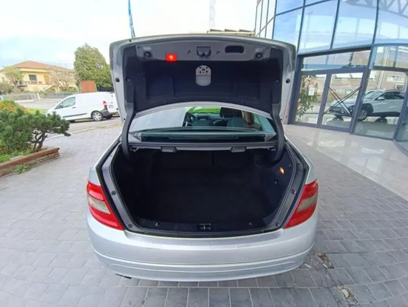 Mercedes-Benz Classe C usata a Pisa (11)