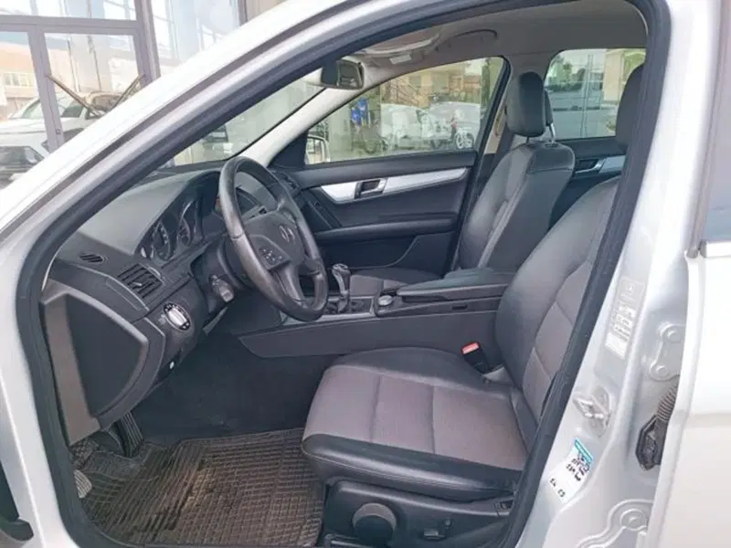 Mercedes-Benz Classe C usata a Pisa (5)