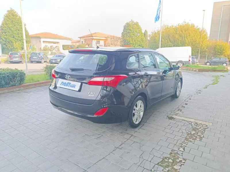 Hyundai i30 Station Wagon usata a Pisa (12)