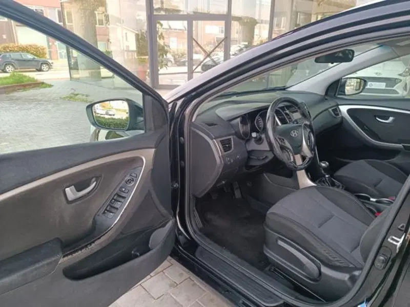 Hyundai i30 Station Wagon usata a Pisa (15)