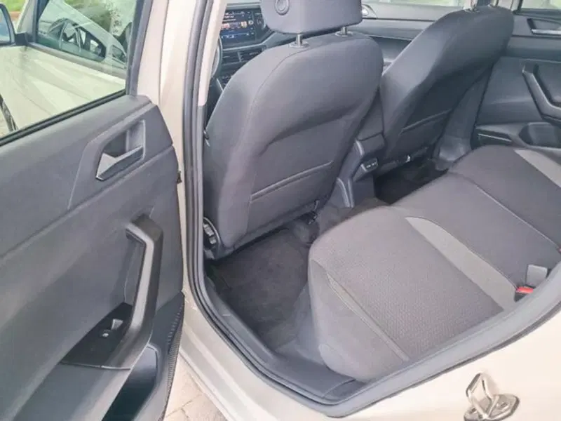 Volkswagen Polo usata a Pisa (9)