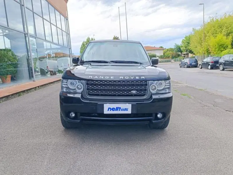 Land Rover Range Rover usata a Pisa (16)