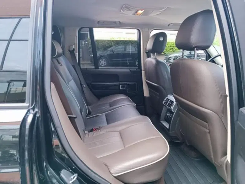 Land Rover Range Rover usata a Pisa (19)
