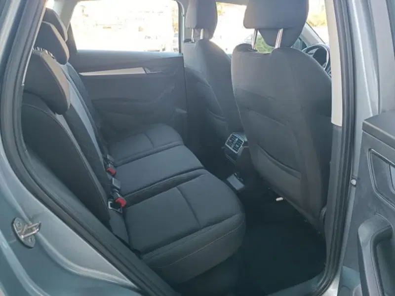 Skoda Karoq usata a Pisa (13)
