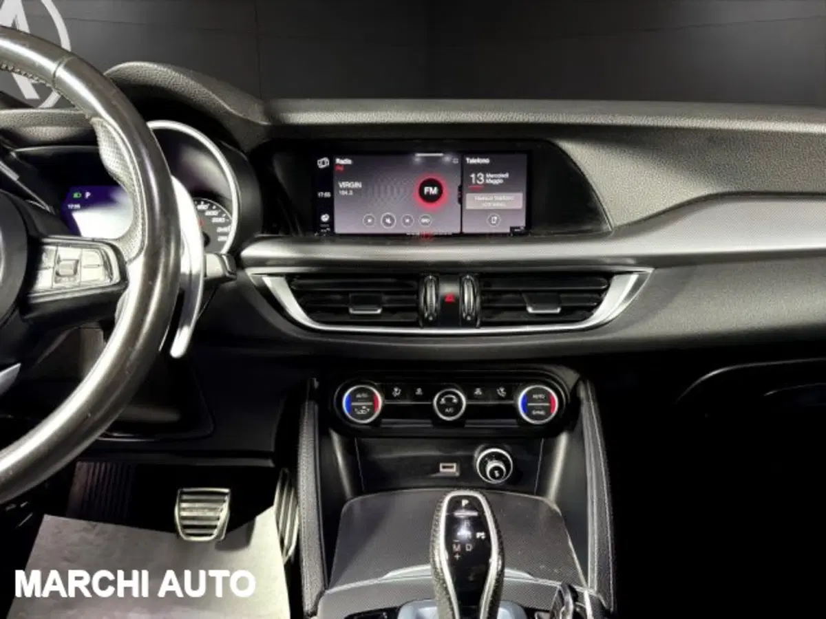 Alfa Romeo Stelvio usata a Perugia (16)