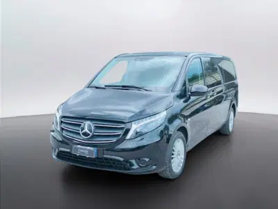 Mercedes-Benz Vito mixto 119 cdi extralong Select 9G-tronic del 2023 usata a Mosciano Sant'Angelo