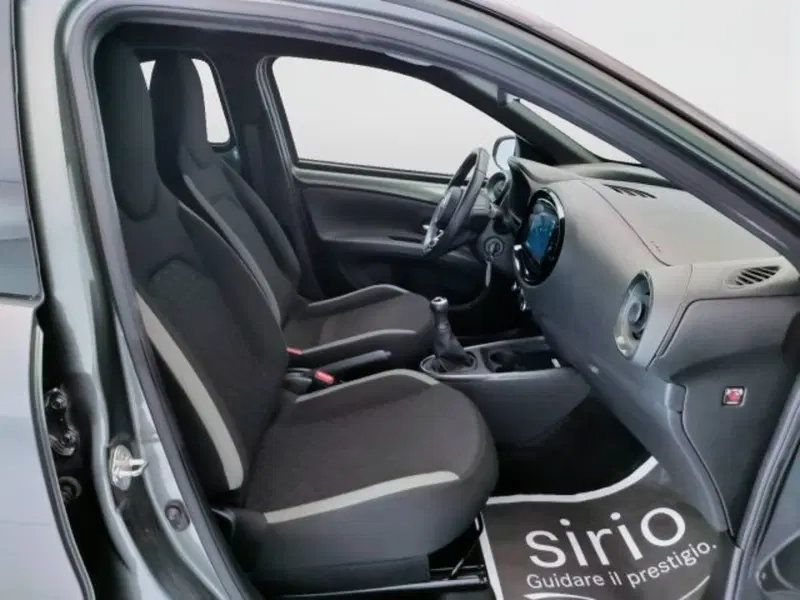 Toyota Aygo X usata a Teramo (14)