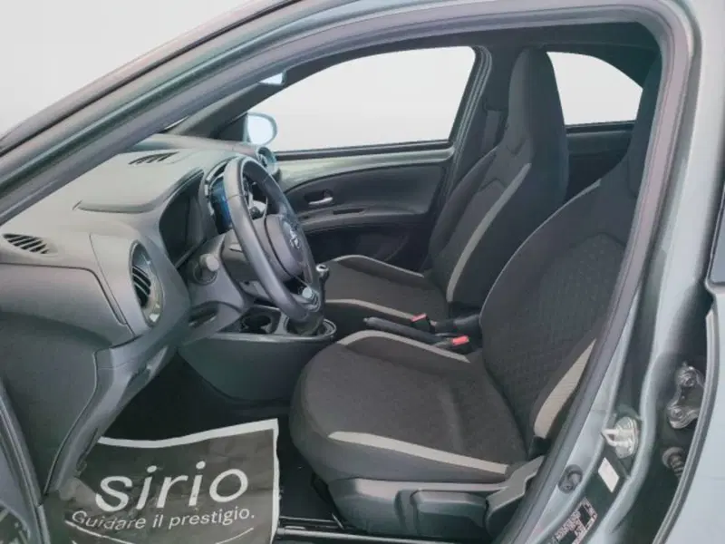 Toyota Aygo X usata a Teramo (17)