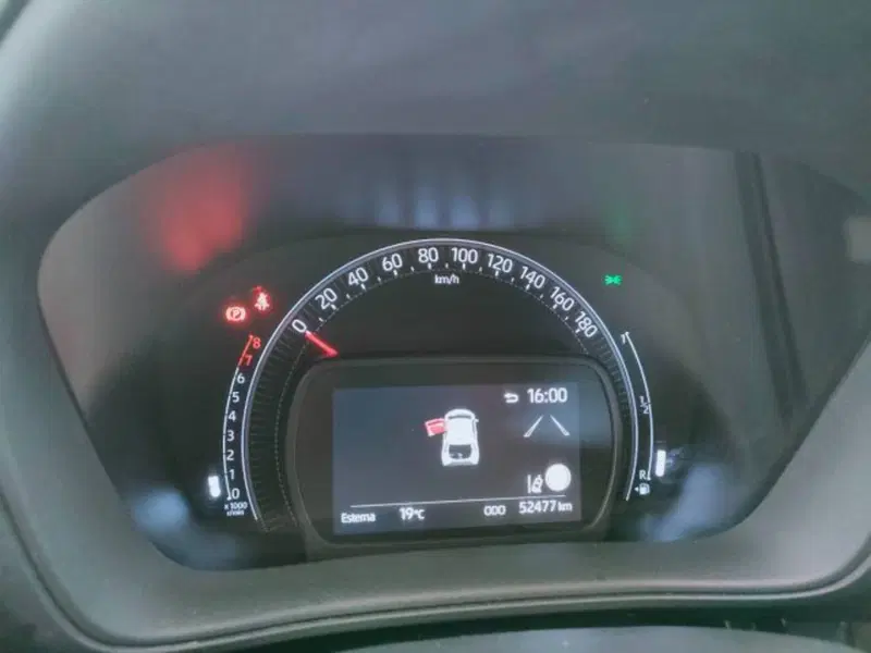 Toyota Aygo X usata a Teramo (18)