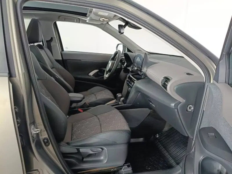 Toyota Yaris Cross usata a Teramo (11)