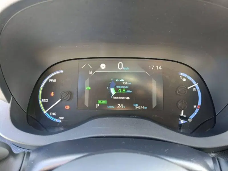 Toyota Yaris Cross usata a Teramo (12)