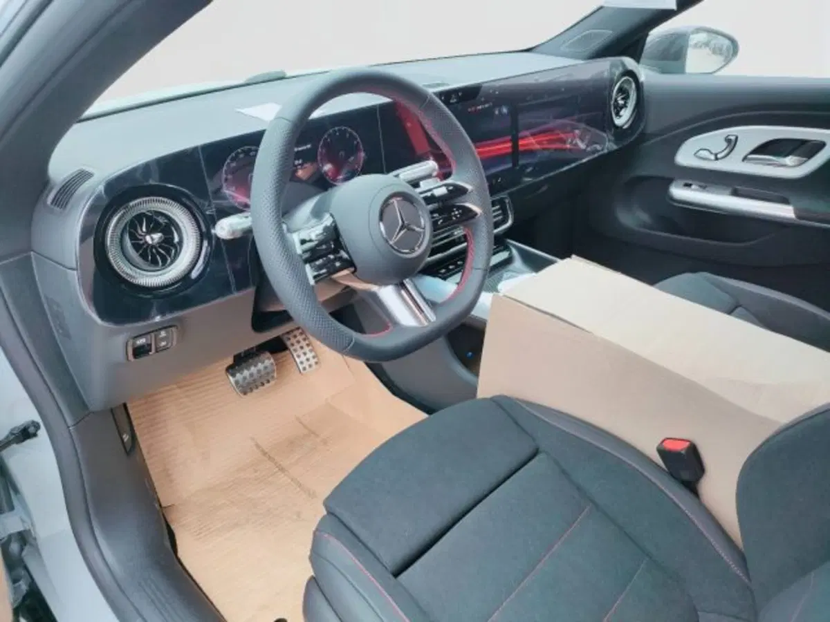 Mercedes-Benz CLA Shooting Brake nuova a Teramo (9)