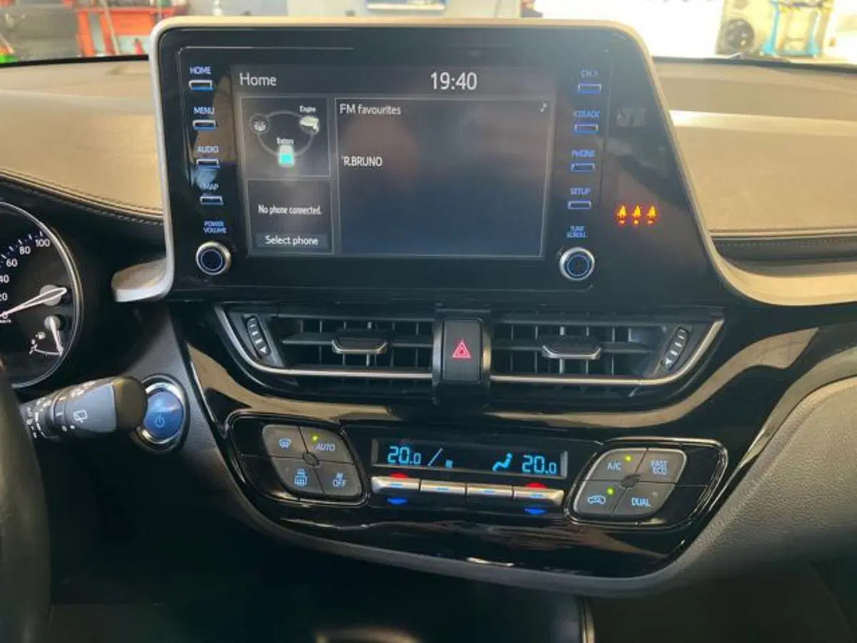 Toyota Toyota C-HR usata a Vercelli (12)