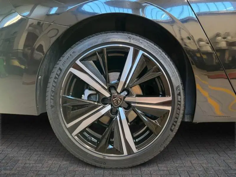 Peugeot 308 SW usata a Vercelli (15)