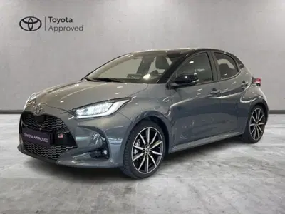 Toyota Yaris Cross 1.5h GR Sport Black Sky fwd 116cv e-cvt del 2025 usata a Albano Vercellese