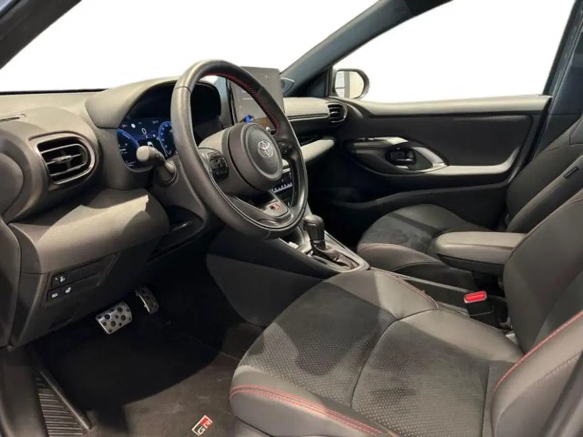 Toyota Yaris Cross usata a Vercelli (6)