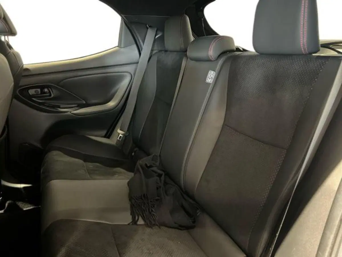Toyota Yaris Cross usata a Vercelli (8)