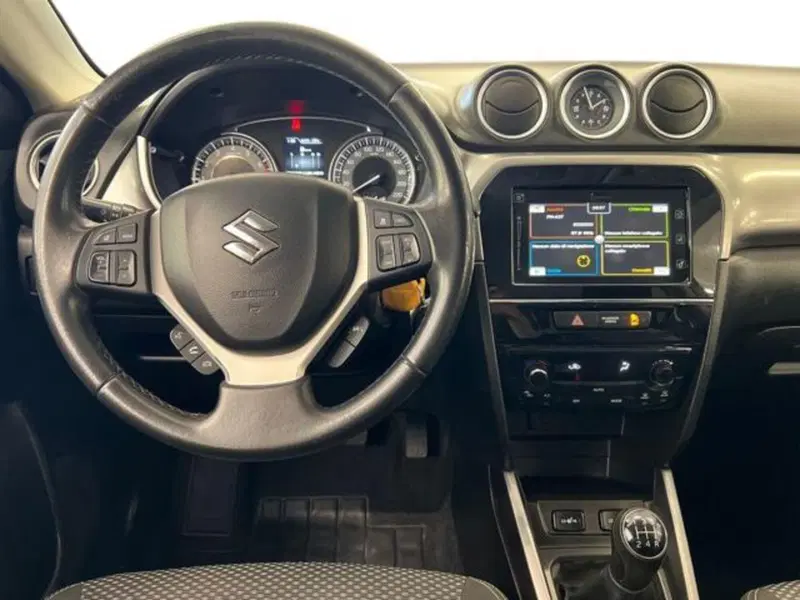 Suzuki Vitara usata a Vercelli (11)