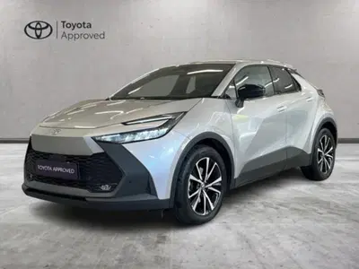 Toyota Toyota C-HR 2.0 phev Trend fwd e-cvt del 2025 usata a Albano Vercellese
