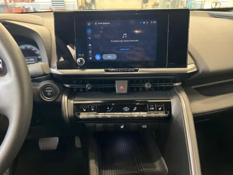 Toyota Toyota C-HR usata a Vercelli (12)