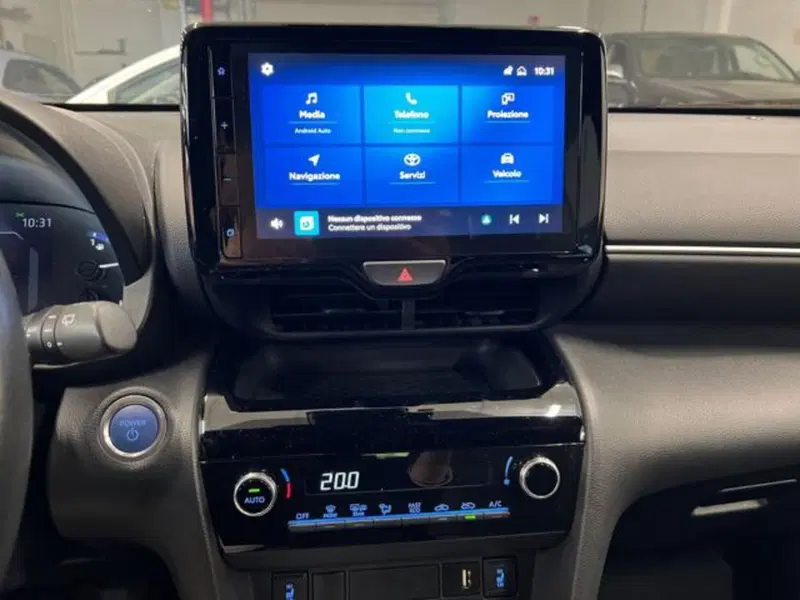 Toyota Yaris Cross usata a Vercelli (12)